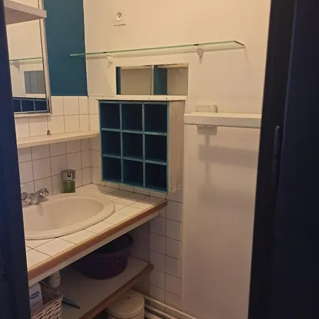 Διαμέρισμα Deux Pieces 2-4 Personnes Centre De Quartier Dynamique Et Pieton *
