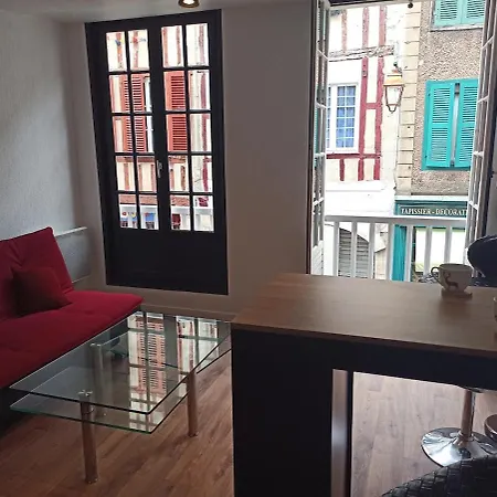 Διαμέρισμα Deux Pieces 2-4 Personnes Centre De Quartier Dynamique Et Pieton *